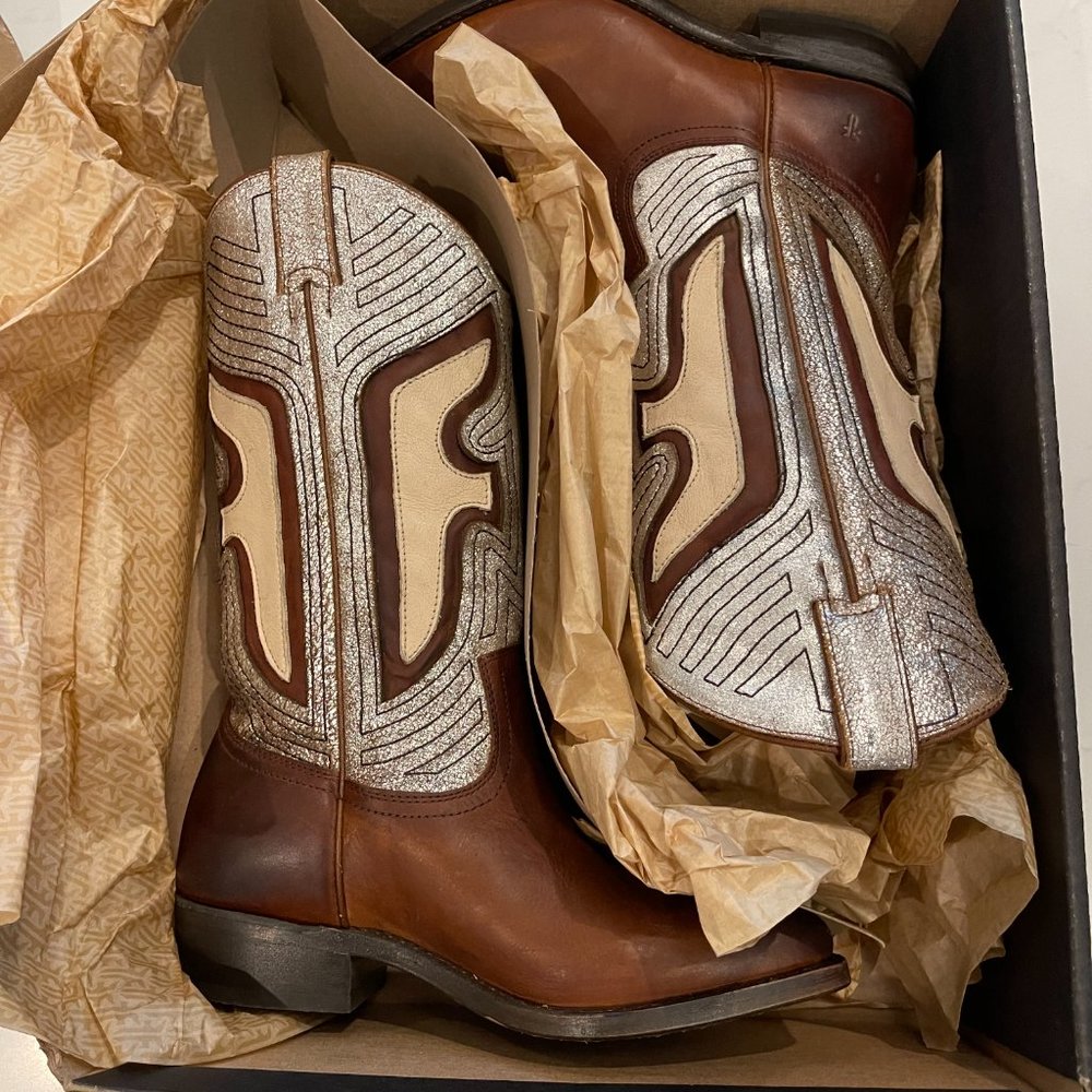 Frye : Leather Cowboy Boots: Mid Calf Height : Brown : 7.5